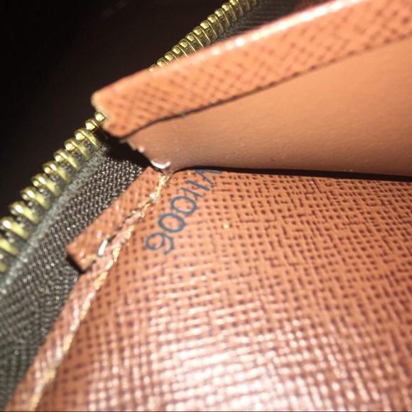 Louis Vuitton zippy organizer wallet - Picture 5 of 7